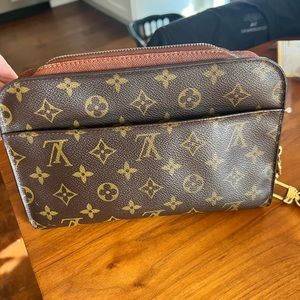 Vintage Louis Vuitton Zip Clutch Travel Case